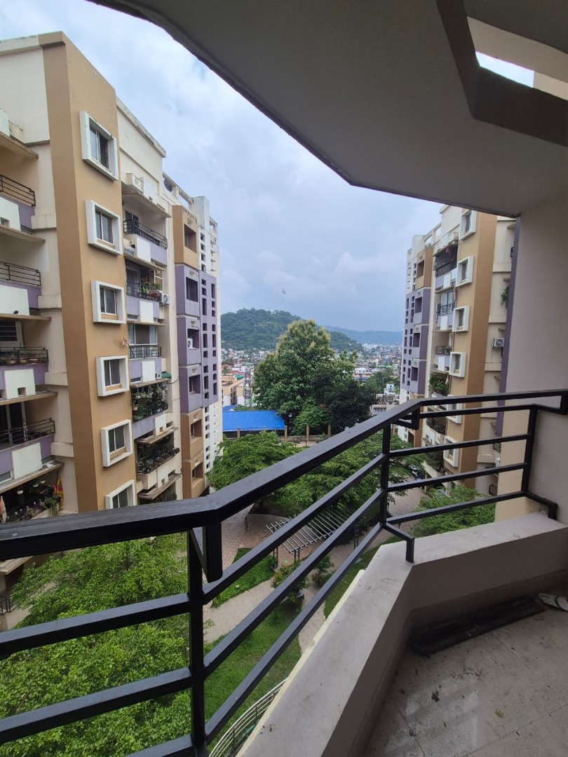Unfurnished 4bhk in Chandmari, Guwahati, Assam, India for Rent